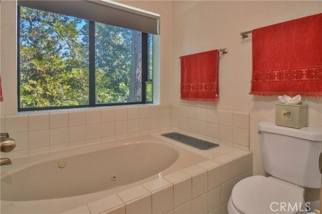 27494 White Fir, Lake Arrowhead, CA 92352