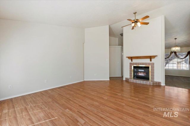 1050 Pahsimeroi Dr, Twin Falls, ID 83301