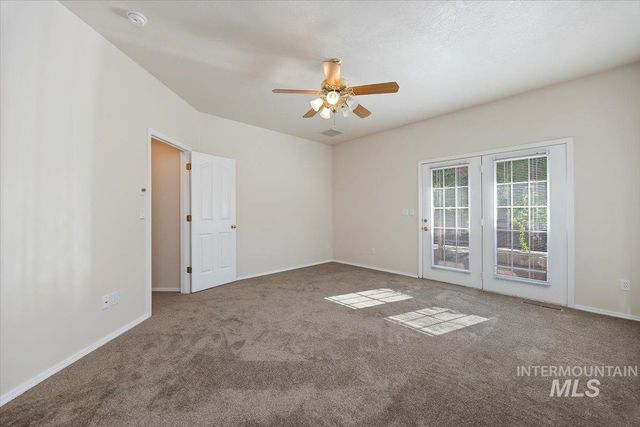 1050 Pahsimeroi Dr, Twin Falls, ID 83301