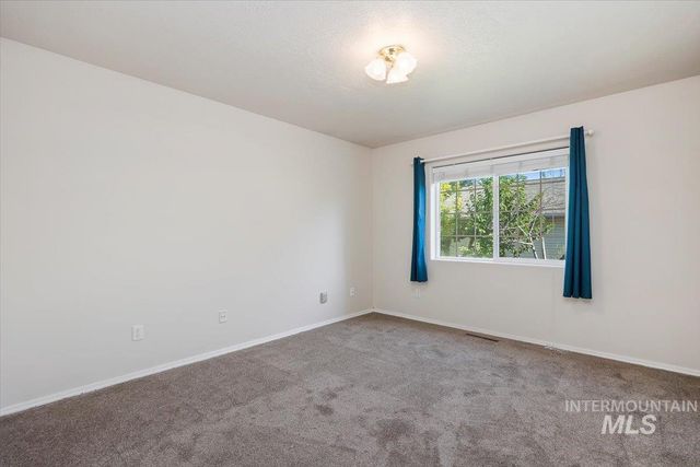 1050 Pahsimeroi Dr, Twin Falls, ID 83301