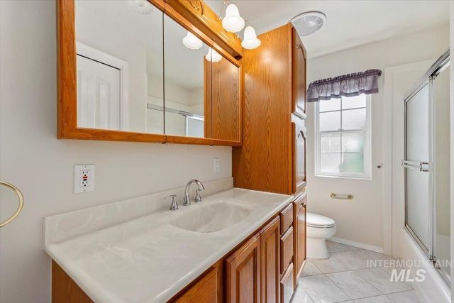 1050 Pahsimeroi Dr, Twin Falls, ID 83301