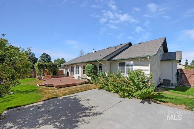 1050 Pahsimeroi Dr, Twin Falls, ID 83301
