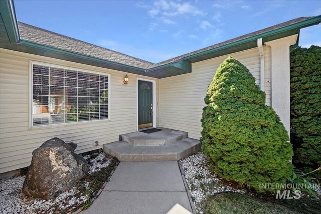 1050 Pahsimeroi Dr, Twin Falls, ID 83301