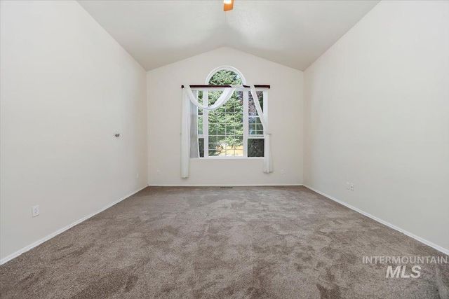 1050 Pahsimeroi Dr, Twin Falls, ID 83301