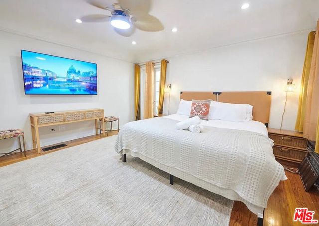 1522 Pandora Avenue, Los Angeles, CA 90024