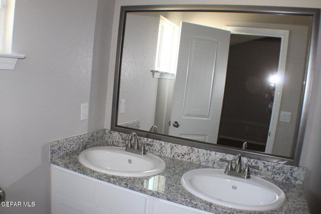 12417 O'Connor Drive, El Paso, TX 79934