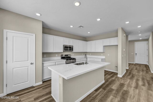 6812 Morgan Mill Road 4, Carson City, NV 89701