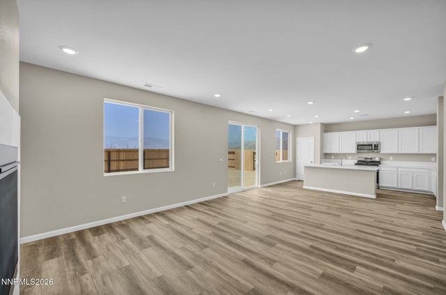 6812 Morgan Mill Road 4, Carson City, NV 89701
