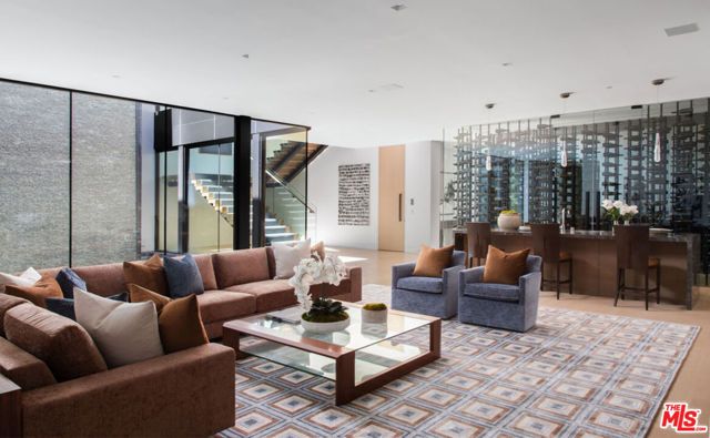 1601 Casale Road, Pacific Palisades (los Angeles), CA 90272