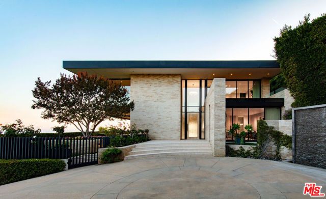 1601 Casale Road, Pacific Palisades (los Angeles), CA 90272