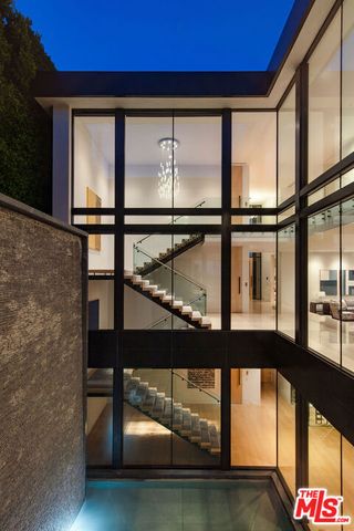 1601 Casale Road, Pacific Palisades (los Angeles), CA 90272