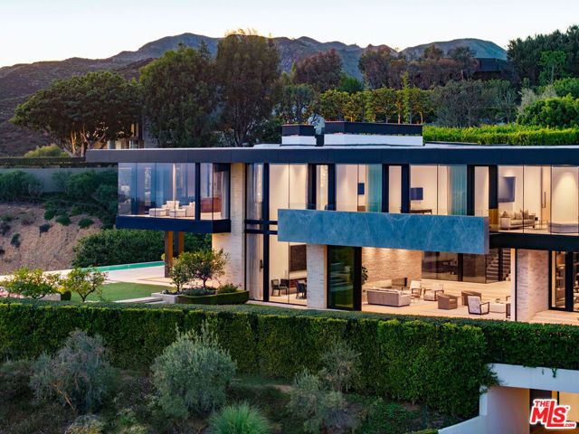 1601 Casale Road, Pacific Palisades (los Angeles), CA 90272