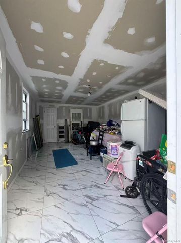 140-24 Quince Avenue, Flushing, NY 11355
