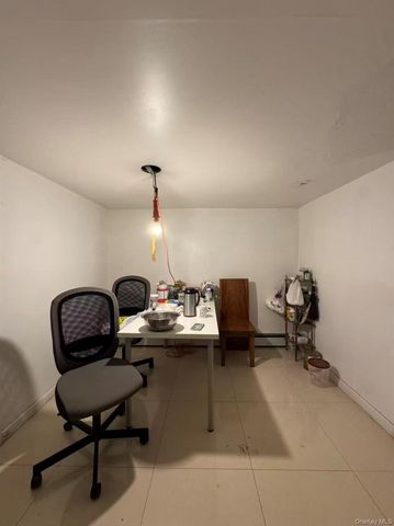 140-24 Quince Avenue, Flushing, NY 11355
