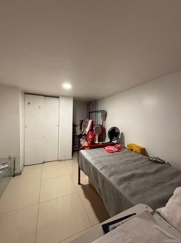 140-24 Quince Avenue, Flushing, NY 11355