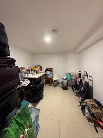 140-24 Quince Avenue, Flushing, NY 11355