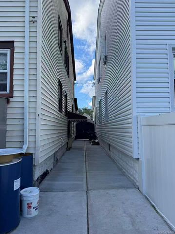 140-24 Quince Avenue, Flushing, NY 11355