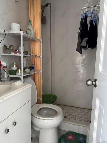 140-24 Quince Avenue, Flushing, NY 11355