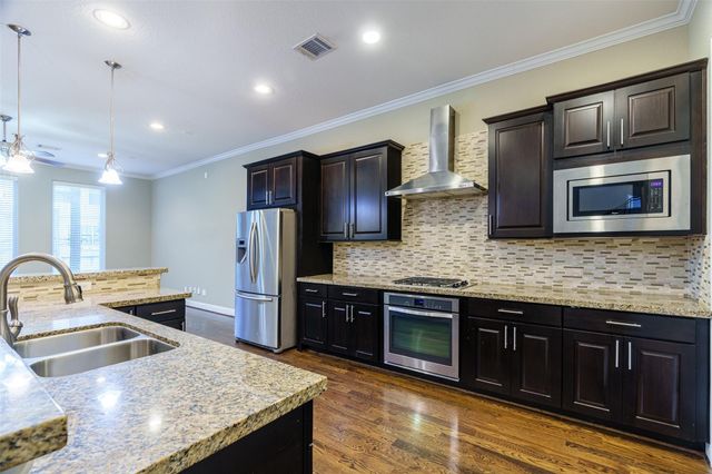 1518 Birdsall Street A, Houston, TX 77007