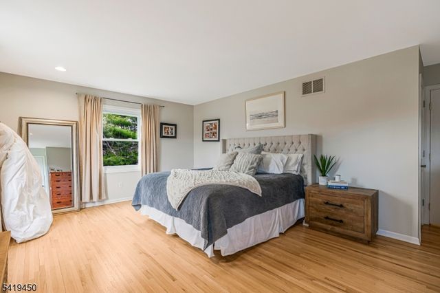 7 Militia Rd, Readington Twp., NJ 08889