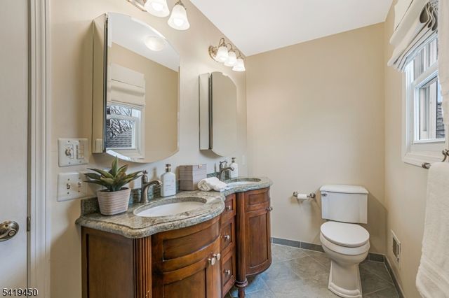 7 Militia Rd, Readington Twp., NJ 08889