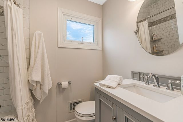 7 Militia Rd, Readington Twp., NJ 08889