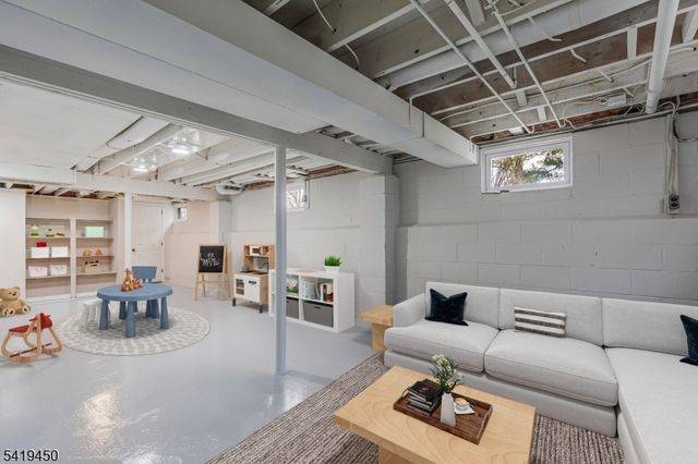 7 Militia Rd, Readington Twp., NJ 08889