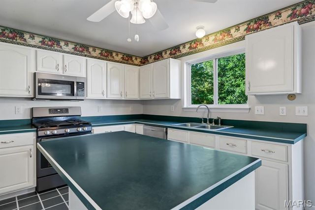 1103 Panda Court, Wentzville, MO 63385