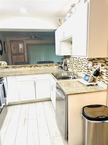 9835 Riverside Drive 739, Coral Springs, FL 33071