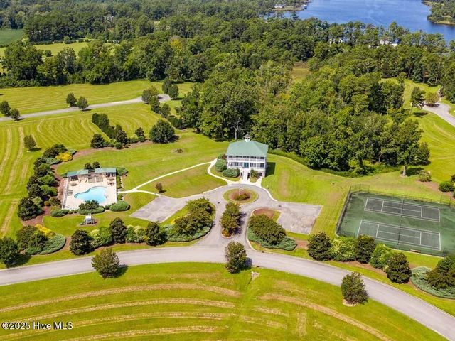 330 Southern Way, Arapahoe, NC 28510