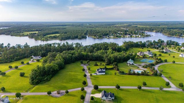 330 Southern Way, Arapahoe, NC 28510