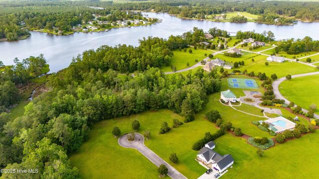 330 Southern Way, Arapahoe, NC 28510