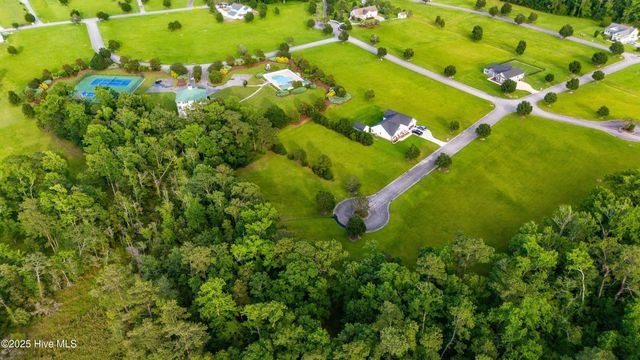 330 Southern Way, Arapahoe, NC 28510