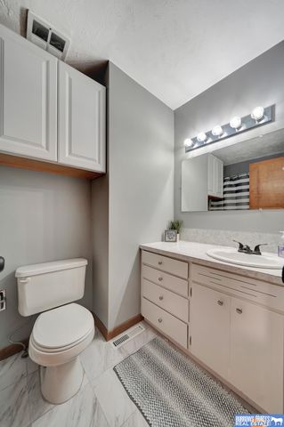 1000 Pioneer Drive, Beatrice, NE 68310