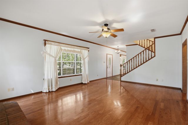 1000 Barry Lane, Cleburne, TX 76031
