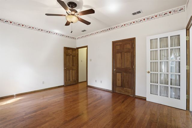 1000 Barry Lane, Cleburne, TX 76031