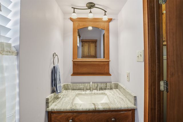 1000 Barry Lane, Cleburne, TX 76031