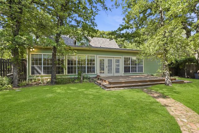 1000 Barry Lane, Cleburne, TX 76031