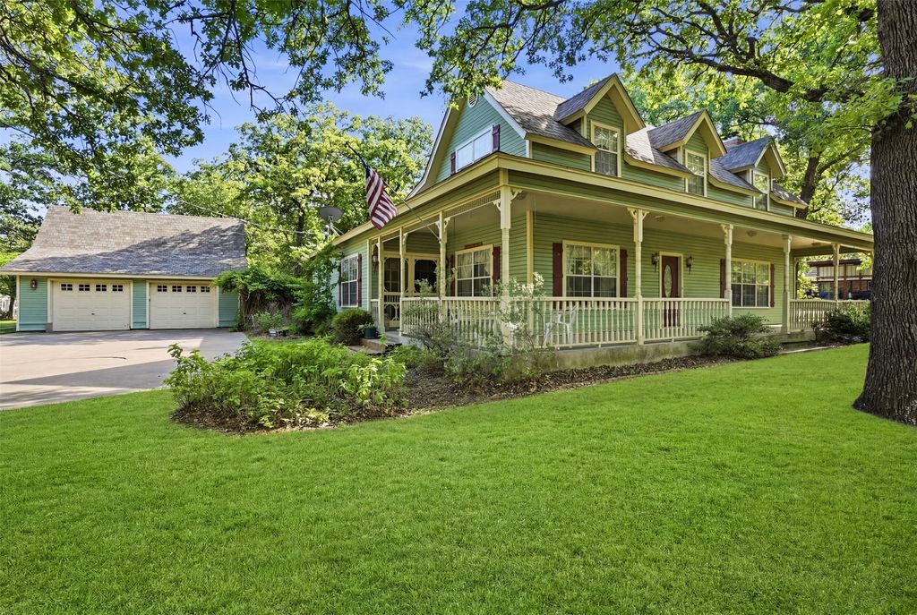 1000 Barry Lane, Cleburne, TX 76031