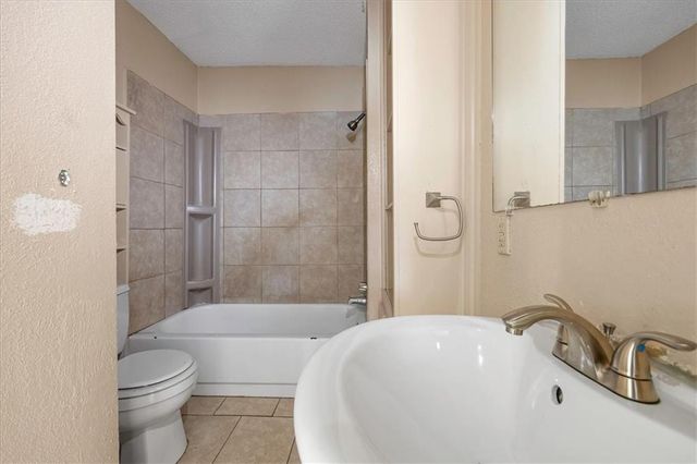 3309 E 73rd Street, Kansas City, MO 64132