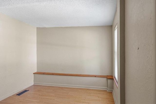 3309 E 73rd Street, Kansas City, MO 64132