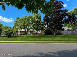 25 Alimar Drive, Middletown, NJ 07748