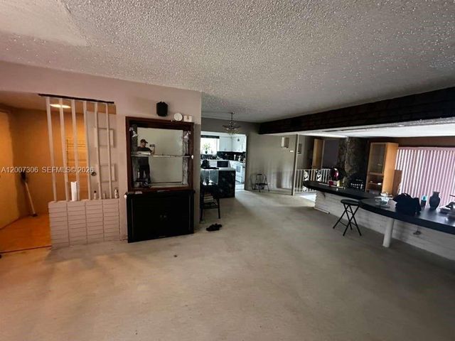 15 NW 88th St, El Portal, FL 33150