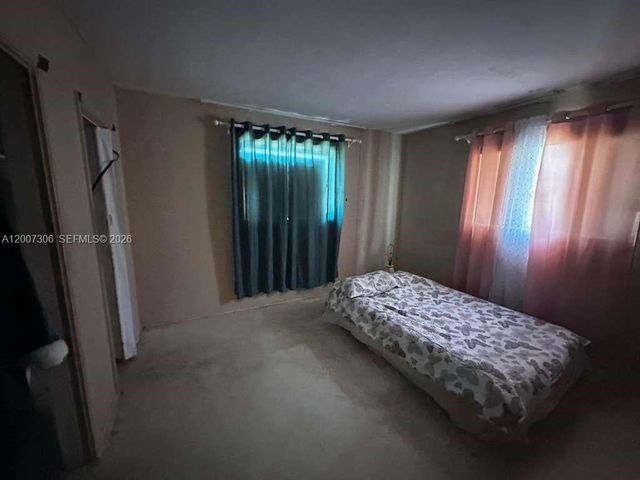 15 NW 88th St, El Portal, FL 33150