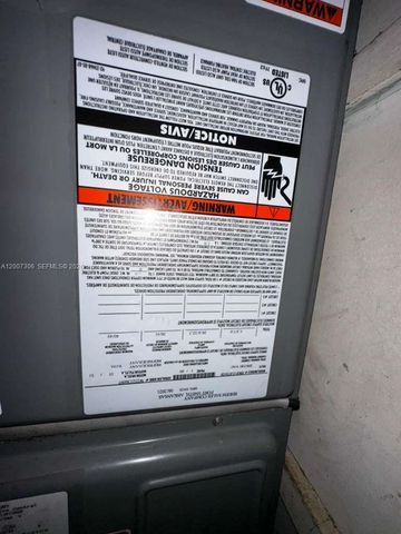 15 NW 88th St, El Portal, FL 33150