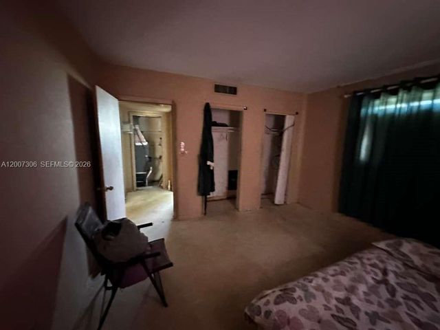 15 NW 88th St, El Portal, FL 33150