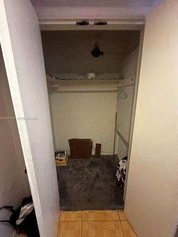 15 NW 88th St, El Portal, FL 33150