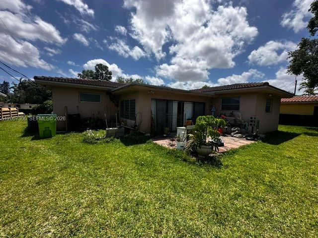 15 NW 88th St, El Portal, FL 33150