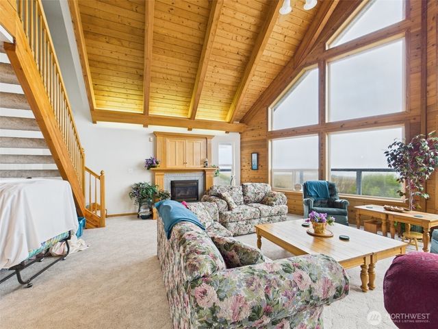 50 Diamond Drive, Pacific Beach, WA 98571