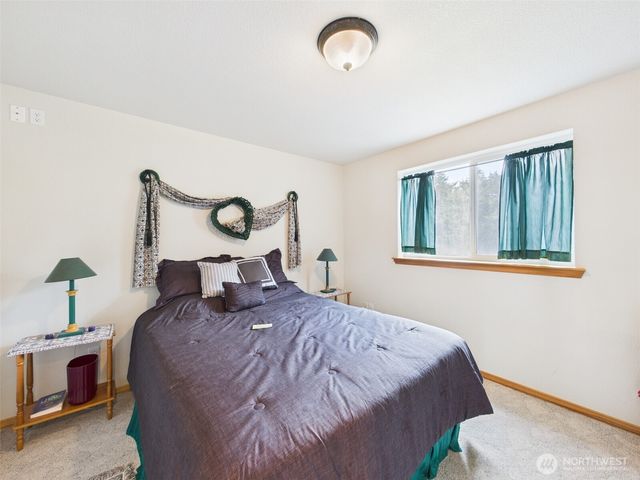 50 Diamond Drive, Pacific Beach, WA 98571